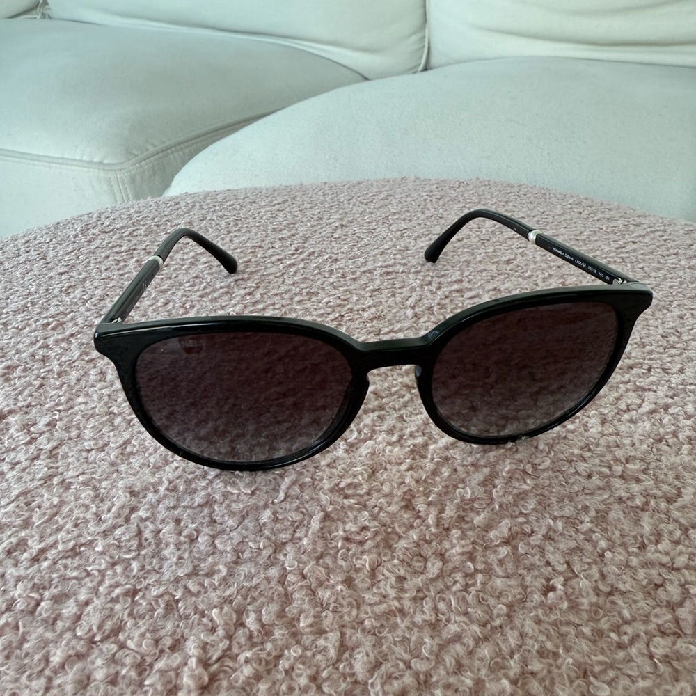 Authentic Black Chanel Sunglasses with Quilted Case - Picture 8 of 10